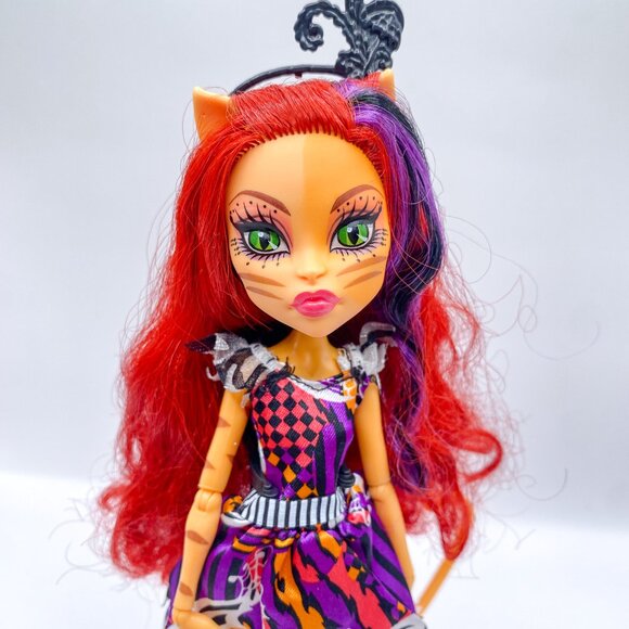 Monster High Freak Du Chic Toralei Doll – Almost Complete - Picture 3 of 6